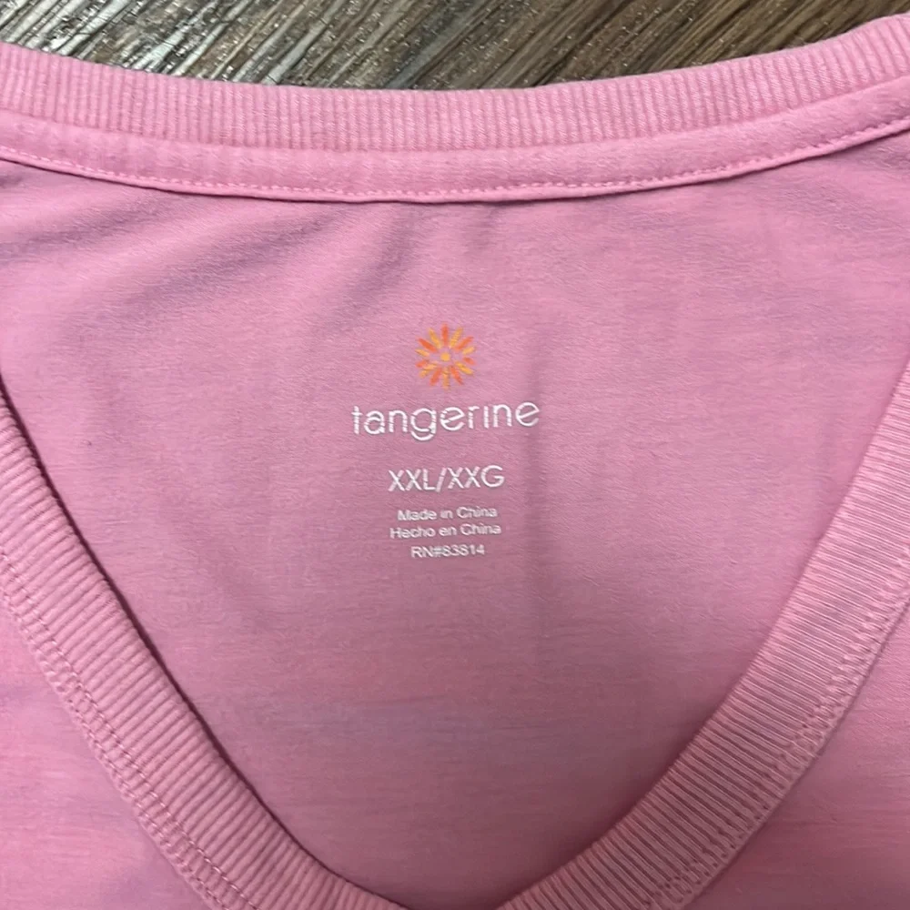 TANGERINE 2X PINK VERY SOFT & COMFY TOP! Let’s make a BUNDLE!! - Picture 3 of 5